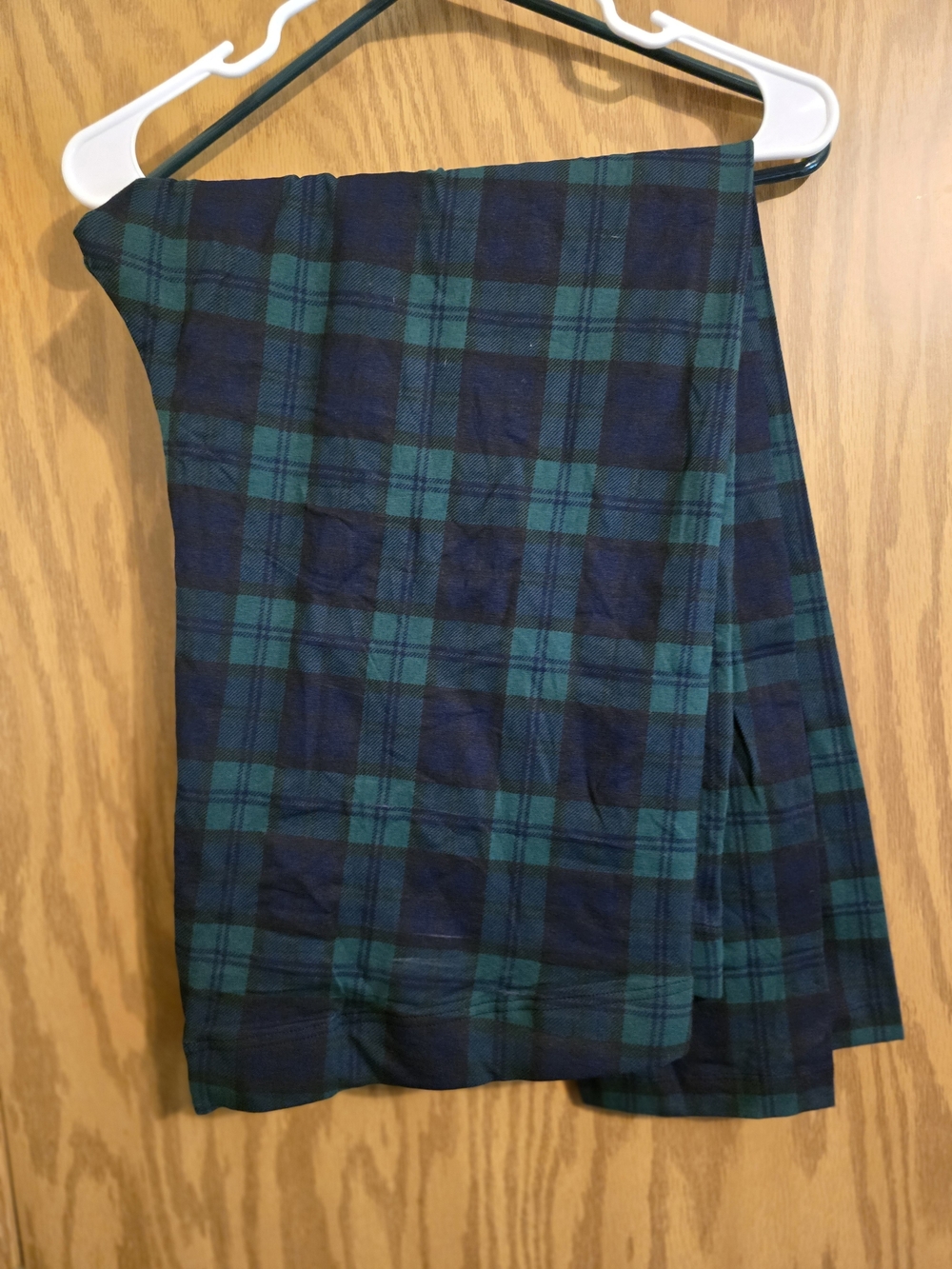 Old Navy Green and Navy Plaid Leggings